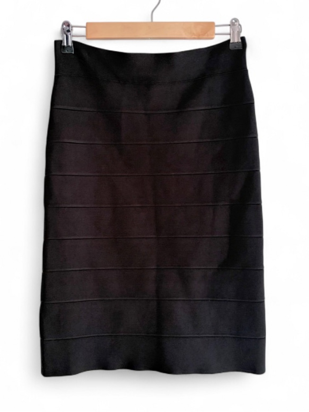 BCBGMaxAzria Black Stretch Knit Bandage Pencil Skirt Size L